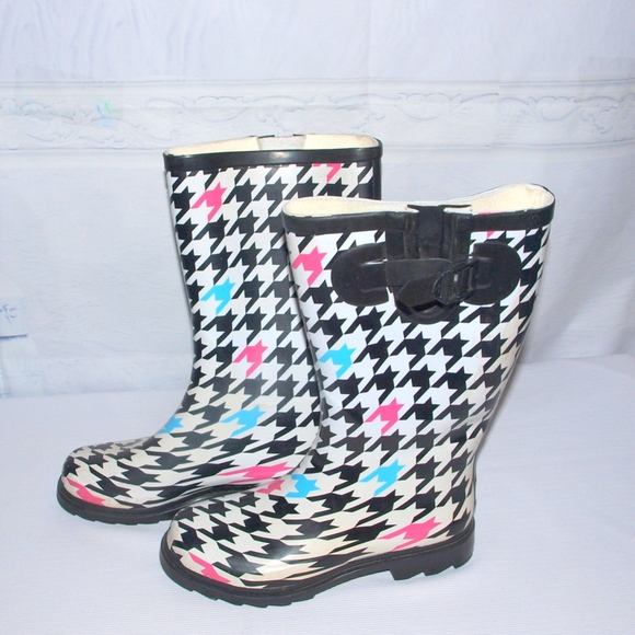 Fashion Rain Boots Snow Boots Size 6 Mid-Calf Rocket Pattern Fun Keep Dry & Warm - Picture 2 of 5